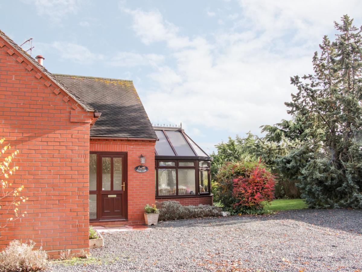 Court Farm Villa Kidderminster Eksteriør bilde